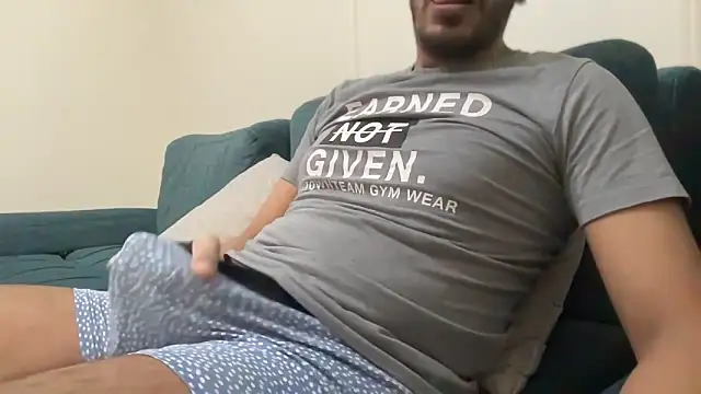 Mooka69 online show from January 14, 2025, 2:22 pm