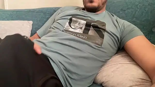 Mooka69 online show from April 16, 2026, 9:21 am