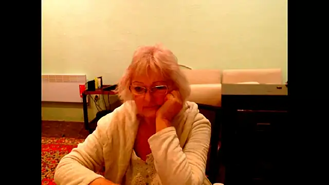 Natali7634 online show from November 19, 2025, 6:24 am