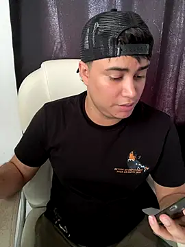 Angel Brown1  online show from September 29, 2025, 6:35 pm