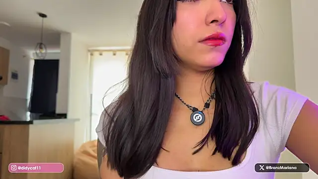 MarianaBranzz online show from February 8, 2026, 10:13 pm