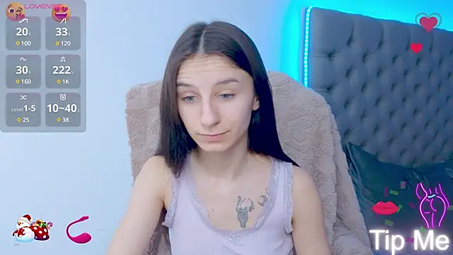 Snapshot of _Nika_Kik chatting on January 9, 2025, 1:35 pm Nika Kik online show from January 9, 2025, 1:35 pm