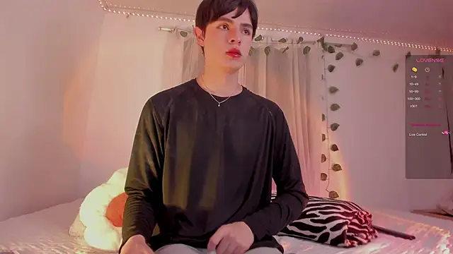 ianstar 599 online show from December 18, 2024, 11:30 pm