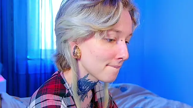 Littlespacemouse online show from December 13, 2024, 8:09 am