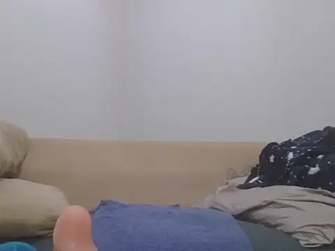 Snapshot of GermanxMD chatting on February 25, 2026, 1:32 pm GermanxMD online show from February 25, 2026, 1:32 pm