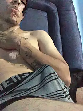 Edanvvv online show from September 27, 2025, 10:37 pm