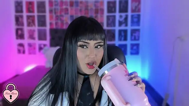 Snapshot of Tellme_Alexa chatting on October 15, 2025, 4:40 pm Tellme Alexa online show from October 15, 2025, 4:40 pm