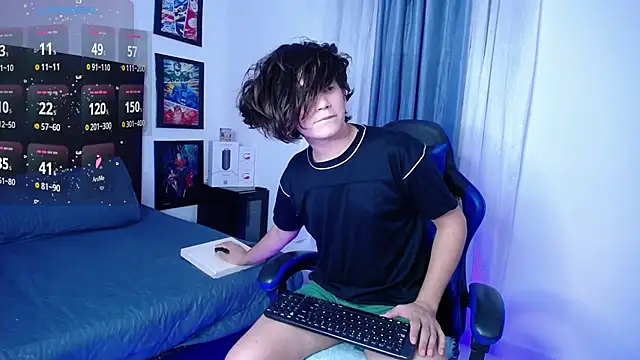 andyboy- online show from October 1, 2025, 11:33 pm