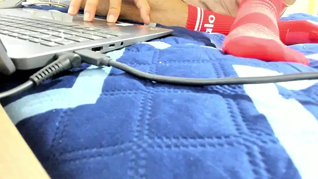 Aronxxs online show from September 20, 2025, 11:11 am