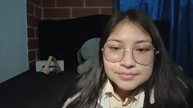 Caroll Luna online show from March 22, 2025, 4:45 am