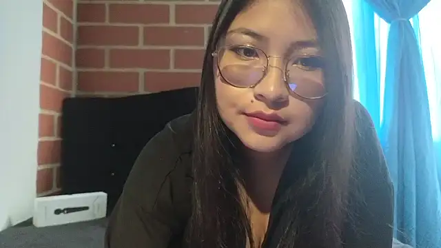 Caroll Luna online show from March 22, 2025, 5:41 pm