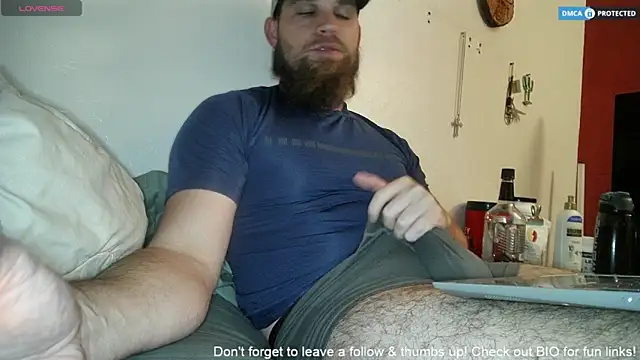 dikdowndaddy online show from April 4, 2026, 9:40 am