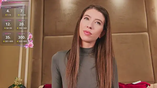 LunaWills  online show from December 12, 2024, 4:37 am