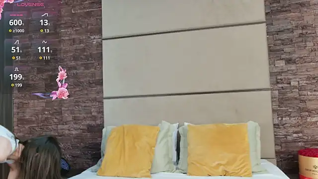 LunaWills  online show from January 27, 2025, 5:03 am