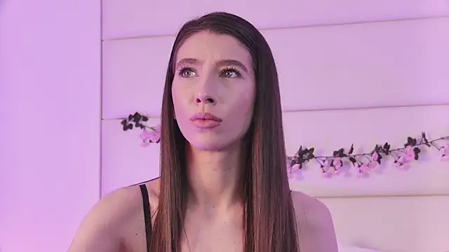 LunaWills  online show from March 7, 2025, 5:08 am