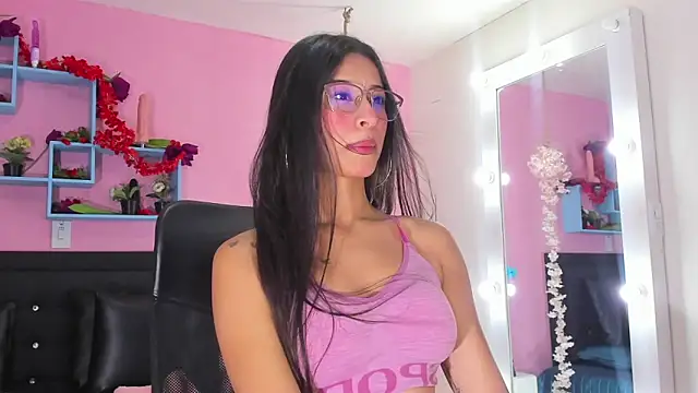 SamaraCortez online show from February 10, 2025, 8:31 pm