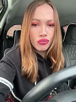 Snapshot of LavenderHot chatting on December 12, 2024, 7:41 am LavenderHot online show from December 12, 2024, 7:41 am