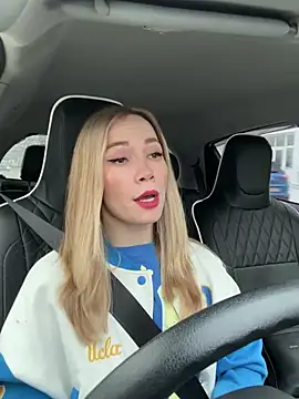 Snapshot of LavenderHot chatting on January 22, 2025, 3:20 am LavenderHot online show from January 22, 2025, 3:20 am