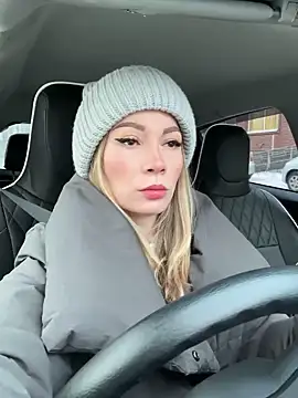 Snapshot of LavenderHot chatting on January 24, 2025, 3:00 am LavenderHot online show from January 24, 2025, 3:00 am