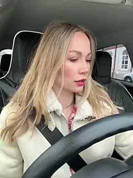 Snapshot of LavenderHot chatting on January 28, 2025, 3:15 am LavenderHot online show from January 28, 2025, 3:15 am