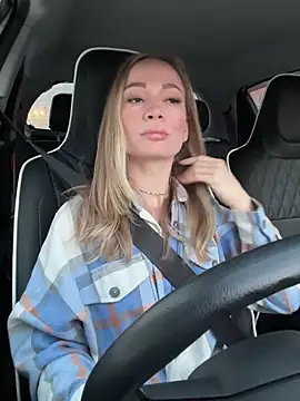 Snapshot of LavenderHot chatting on February 4, 2025, 2:07 am LavenderHot online show from February 4, 2025, 2:07 am