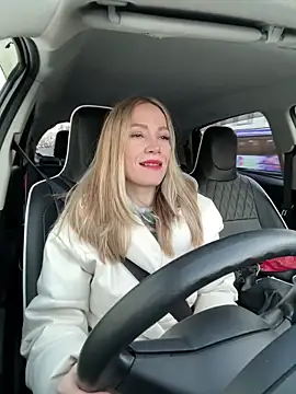 Snapshot of LavenderHot chatting on February 7, 2025, 2:19 am LavenderHot online show from February 7, 2025, 2:19 am