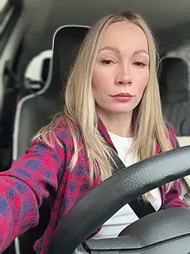 Snapshot of LavenderHot chatting on March 15, 2025, 2:14 am LavenderHot online show from March 15, 2025, 2:14 am