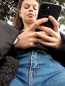 Violeta 12- online show from March 12, 2025, 9:56 pm