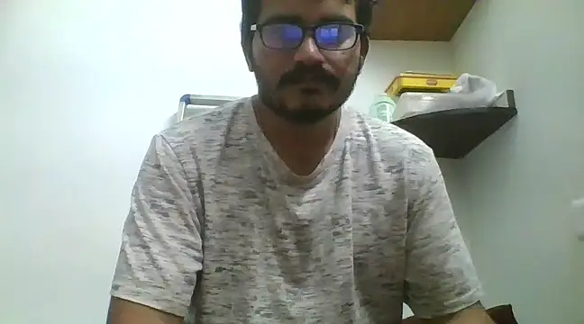 Snapshot of naughtymike0007 chatting on December 29, 2024, 5:33 pm naughtymike0007 online show from December 29, 2024, 5:33 pm