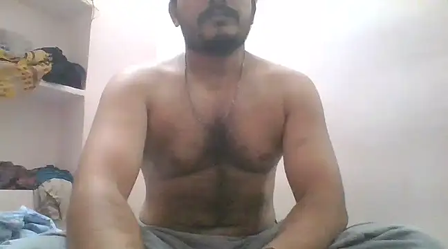 Snapshot of naughtymike0007 chatting on January 2, 2025, 1:08 pm naughtymike0007 online show from January 2, 2025, 1:08 pm