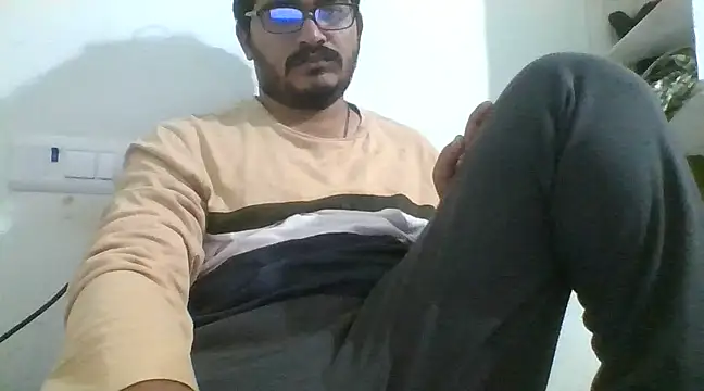 Snapshot of naughtymike0007 chatting on January 5, 2025, 3:43 am naughtymike0007 online show from January 5, 2025, 3:43 am