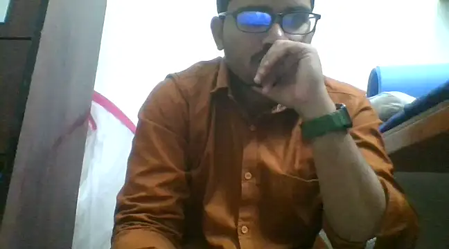 Snapshot of naughtymike0007 chatting on January 13, 2025, 6:38 am naughtymike0007 online show from January 13, 2025, 6:38 am