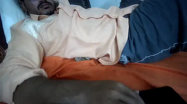Snapshot of naughtymike0007 chatting on January 20, 2025, 2:03 pm naughtymike0007 online show from January 20, 2025, 2:03 pm