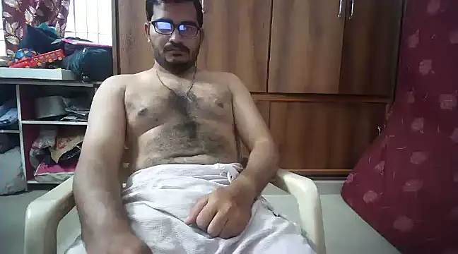 Snapshot of naughtymike0007 chatting on January 30, 2025, 1:33 am naughtymike0007 online show from January 30, 2025, 1:33 am