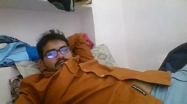 Snapshot of naughtymike0007 chatting on February 3, 2025, 10:25 am naughtymike0007 online show from February 3, 2025, 10:25 am