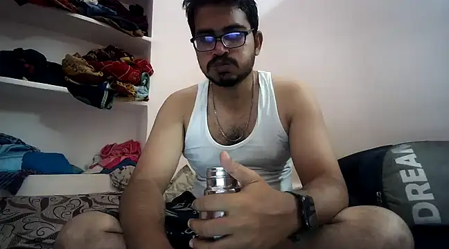 Snapshot of naughtymike0007 chatting on February 5, 2025, 2:05 pm naughtymike0007 online show from February 5, 2025, 2:05 pm
