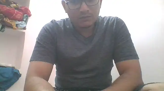 Snapshot of naughtymike0007 chatting on February 20, 2025, 1:40 pm naughtymike0007 online show from February 20, 2025, 1:40 pm