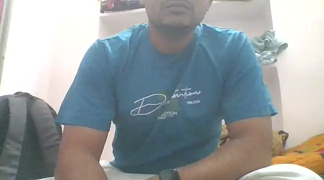 Snapshot of naughtymike0007 chatting on February 27, 2025, 3:26 pm naughtymike0007 online show from February 27, 2025, 3:26 pm