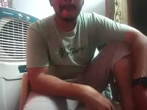 Snapshot of naughtymike0007 chatting on September 11, 2025, 3:56 pm naughtymike0007 online show from September 11, 2025, 3:56 pm