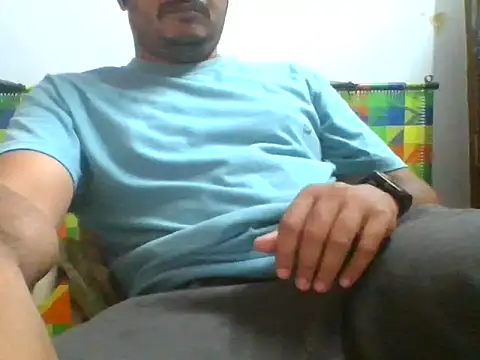 naughtymike0007 online show from November 20, 2025, 2:17 pm