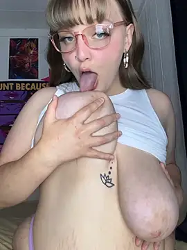Lalalust69 online show from May 31, 2026, 8:32 pm