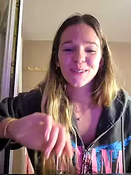 lucie mehott online show from October 3, 2025, 8:17 pm