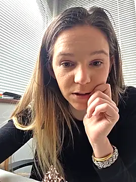 lucie mehott online show from March 13, 2026, 12:56 pm