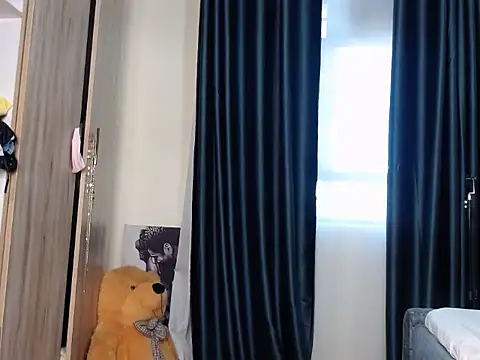 TeenieReeny online show from March 10, 2026, 2:11 pm