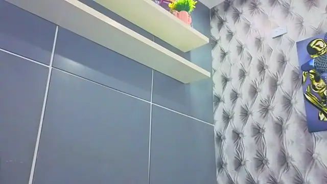 Hilary-banks online show from September 14, 2025, 4:44 am