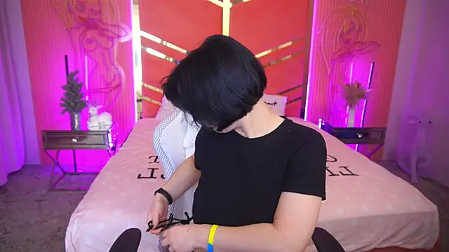 Snapshot of Miki_Kivi chatting on January 21, 2025, 7:50 pm Miki Kivi online show from January 21, 2025, 7:50 pm