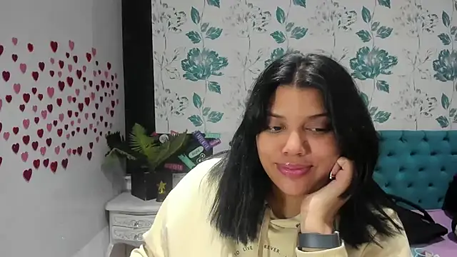 LindaBreeS online show from January 27, 2025, 7:56 pm