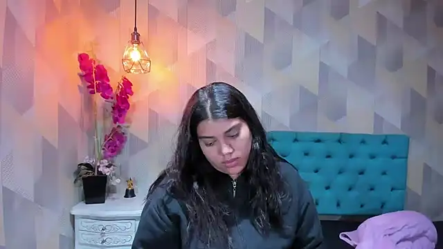 LindaBreeS online show from December 21, 2025, 4:47 pm