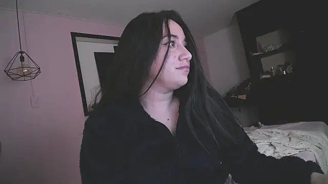 Snapshot of Andrea_Ramos chatting on December 20, 2024, 6:08 am Andrea Ramos online show from December 20, 2024, 6:08 am