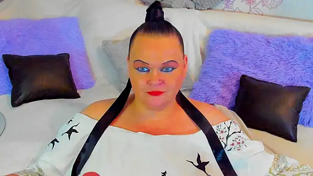 MilanaBiegert online show from February 13, 2025, 8:34 pm